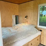 Kroghs Tiny - Hyttebyen غريندستيد